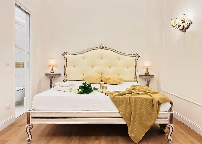 Trevi Fountain Elegant Appartement