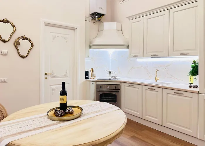Trevi Fountain Elegant Appartement *