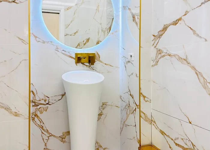 Trevi Fountain Elegant Appartement