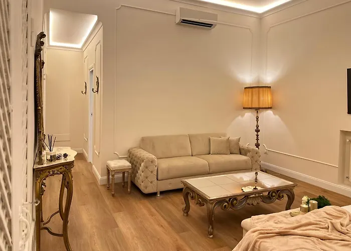 Trevi Fountain Elegant Appartement *
